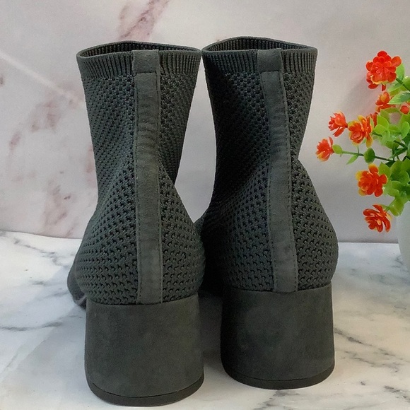 NWT Eileen Fisher Women's Boots Charcoal Size 8.5 - Picture 3 of 6
